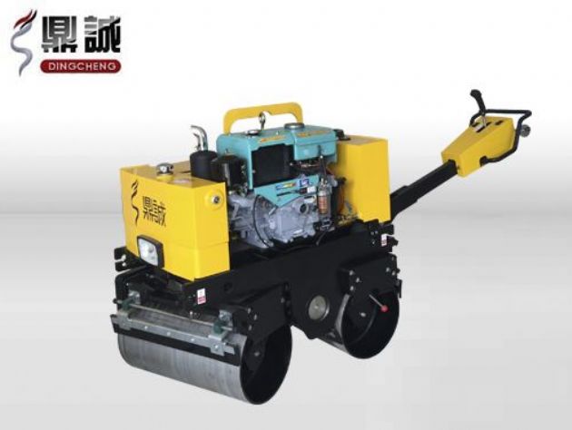 點(diǎn)擊查看詳細(xì)信息<br>標(biāo)題：DC-840-I全液壓手扶雙鋼輪壓路機(jī) 閱讀次數(shù)：14610