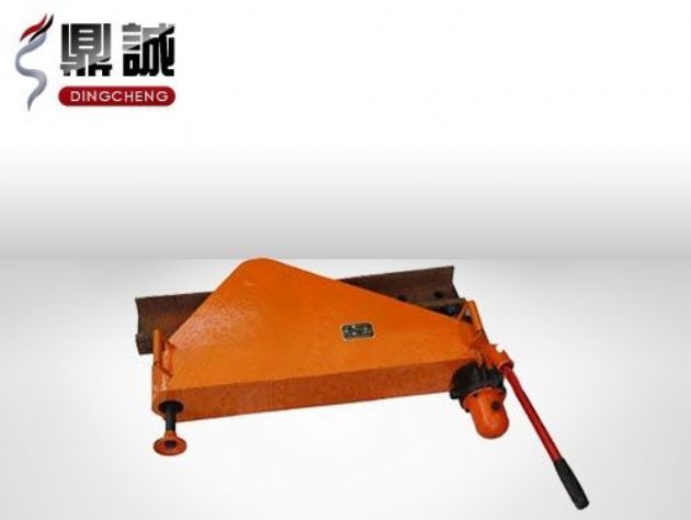 點(diǎn)擊查看詳細(xì)信息<br>標(biāo)題：垂直液壓彎軌機(jī) 閱讀次數(shù)：4485